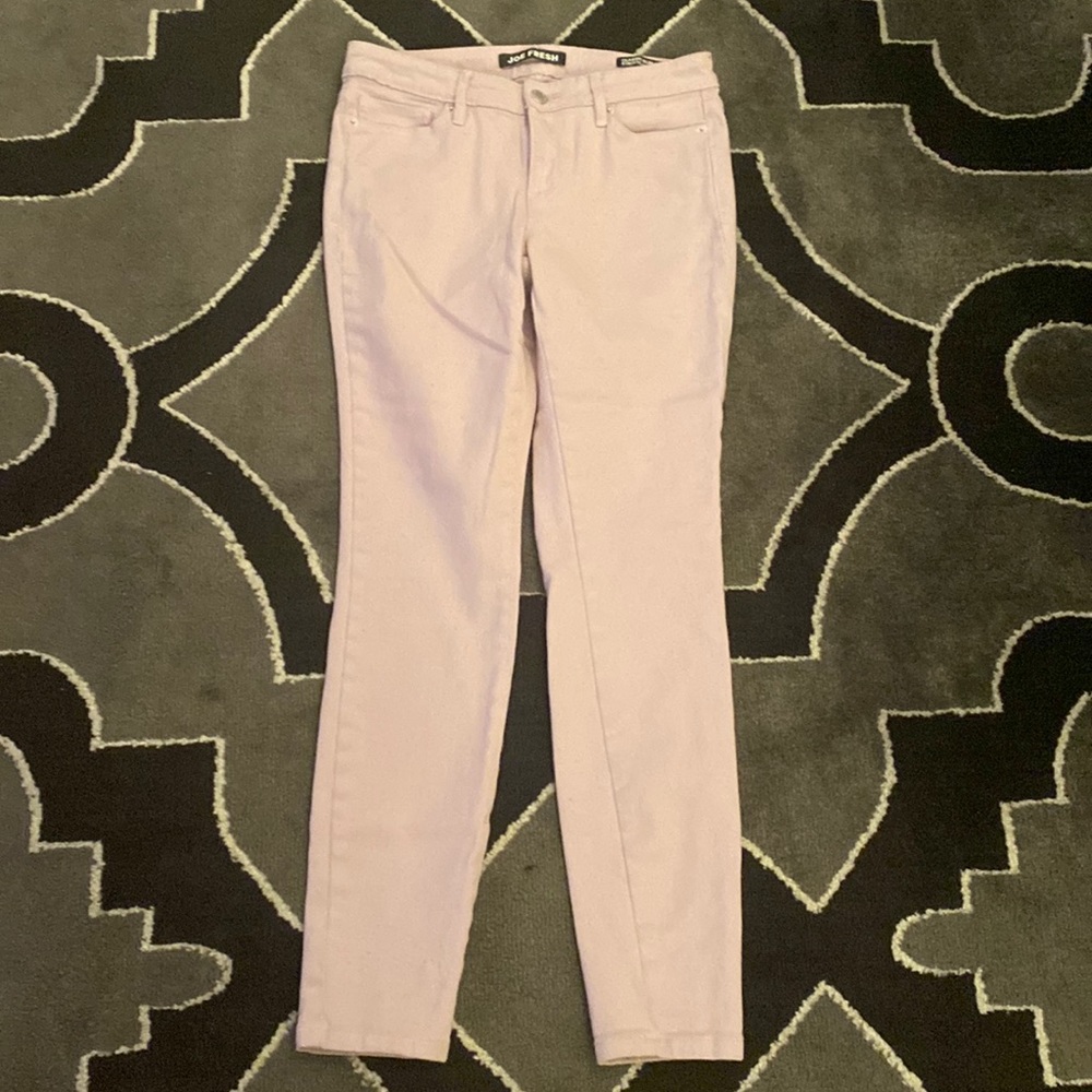 ❤️All $20 items in my closet are 2/$30❤️ Lavender skinny jeans